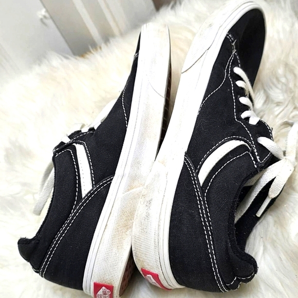 Van's Seldan Black Slip On Sneakers Size 10 - Picture 3 of 7